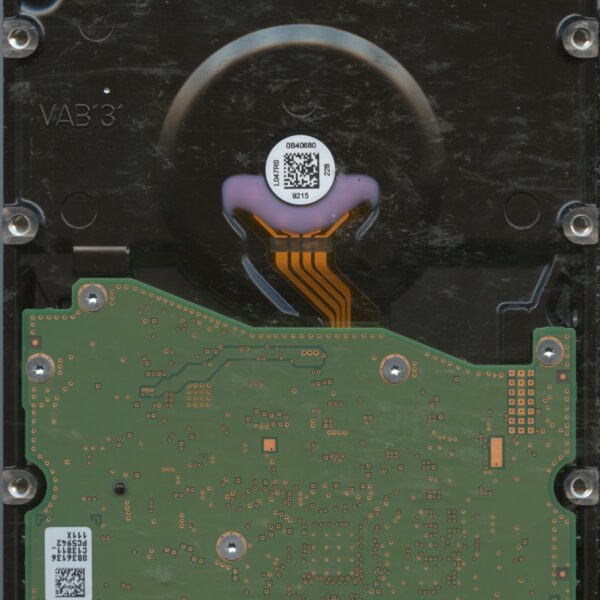 HUS726T4TALE6L4 V6K8A 10:19 WESTERN DIGITAL 4TB PCB