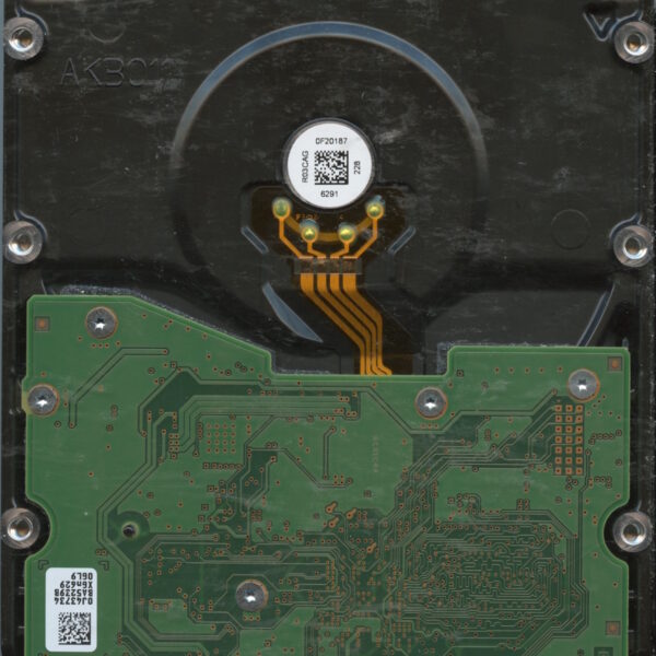 HGST HUS726060ALE610 0F23001 APK907 THAILAND 08:16 6TB HDD PCB